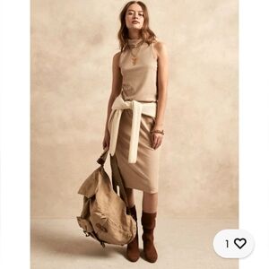 Banana Republic Ribbed Mock-neck Dress. Champagne toast. Size S. Maxi Dress